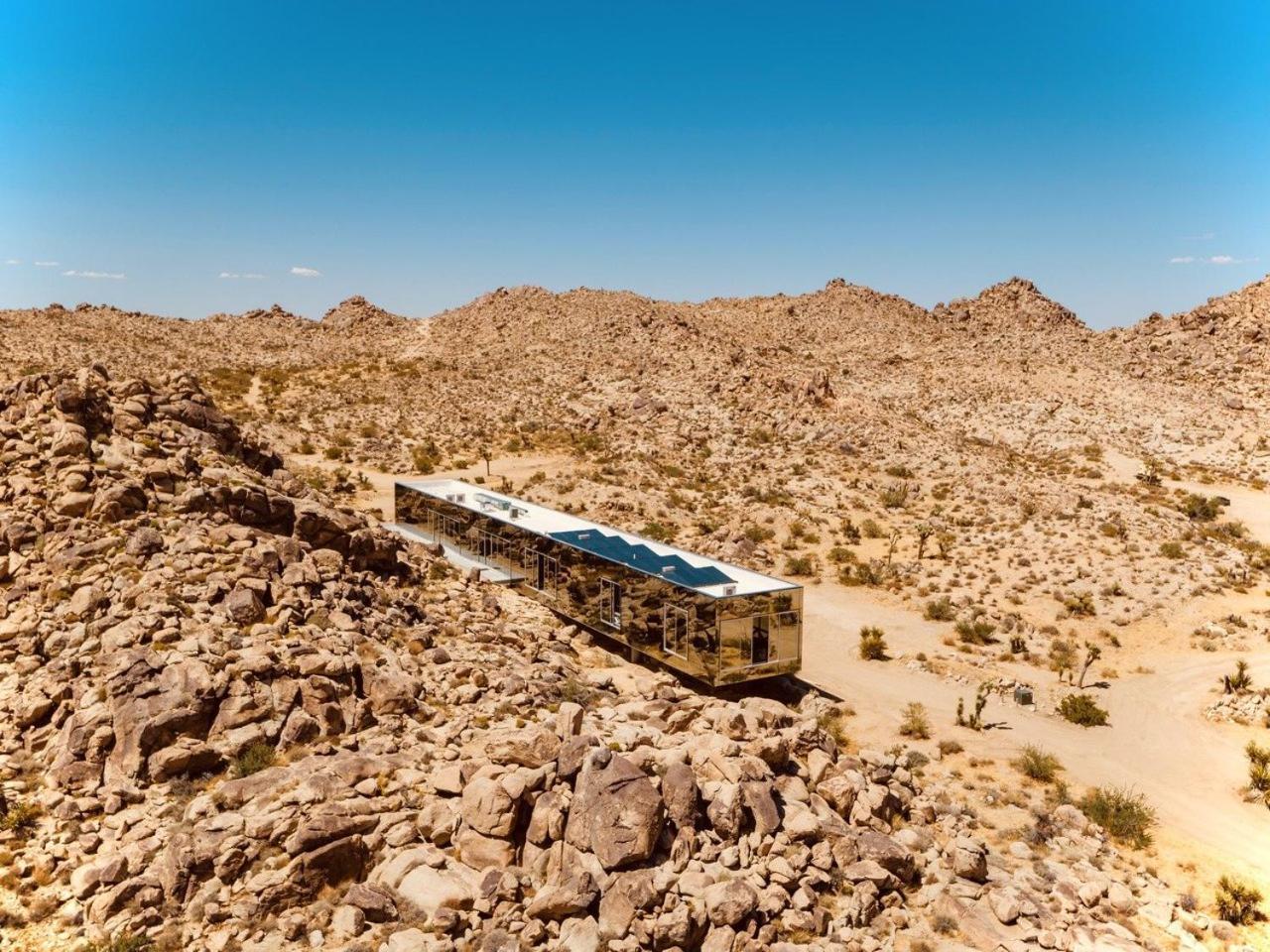 Вилла Invisible House Joshua Tree Modern Masterpiece Экстерьер фото